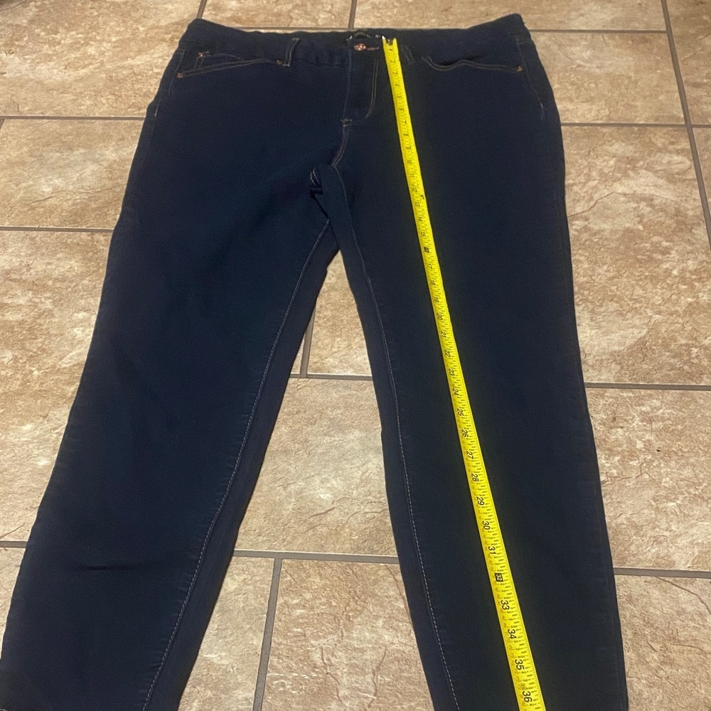 Nanette Lepore Size 12 Dark Blue High Rise Ankle Jeans Denim Chic Career - Picture 4 of 12